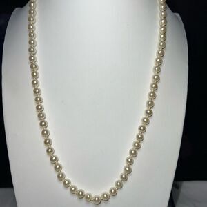 Vintage Barrel Clasp Hand Strung Faux Pearl Necklace